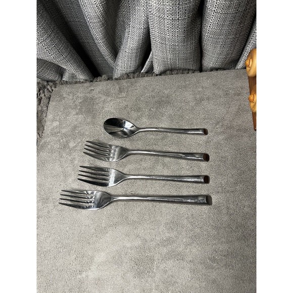 Towle Stainless Steel Flatware 18:0 Dinner & Salad Forks Spoon Lot - Picture 3 of 7